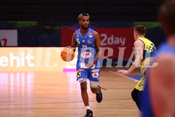 08.10.2023, Graz, Raiffeisen Sportpark Graz, Basketball Superliga 2023/24, Grunddurchgang, Runde 2, UBSC Raiffeisen Graz vs. SKN St. Pölten