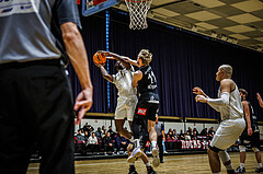 Basketball, Basketball Zweite Liga 2023/24, Grunddurchgang 1.Runde, Basket Flames, Mattersburg Rocks, Kingsley Fobi (14), Marco Jaitz (11)