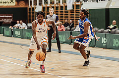 Basketball, Basketball Superliga 2023/24, Grundduchgang 2.Runde, Fürstenfeld Panthers, Oberwart Gunners, Dylan Causwell (8), James Graham (11)