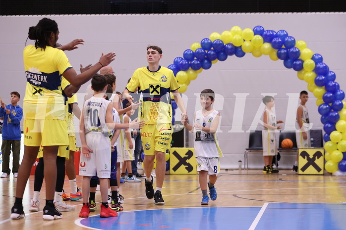 08.10.2023, Graz, Raiffeisen Sportpark Graz, Basketball Superliga 2023/24, Grunddurchgang, Runde 2, UBSC Raiffeisen Graz vs. SKN St. Pölten