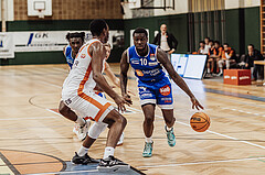 Basketball, Basketball Superliga 2023/24, Grundduchgang 2.Runde, Fürstenfeld Panthers, Oberwart Gunners, Alonzo Campbell (9), Trevion Lamar (10)