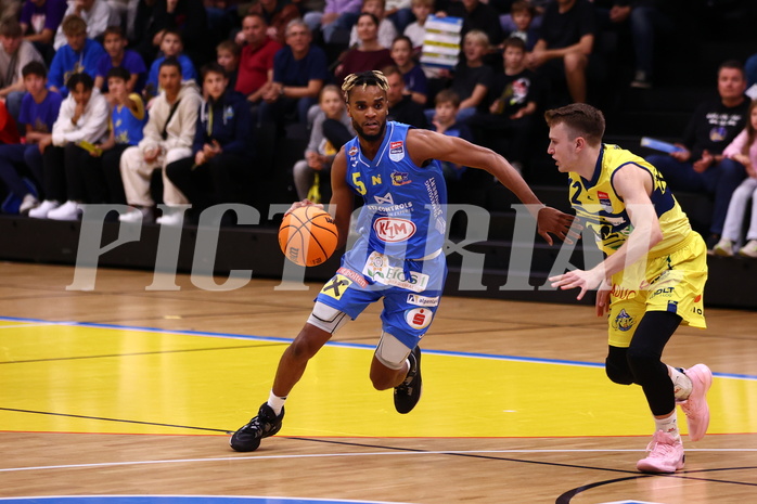 08.10.2023, Graz, Raiffeisen Sportpark Graz, Basketball Superliga 2023/24, Grunddurchgang, Runde 2, UBSC Raiffeisen Graz vs. SKN St. Pölten