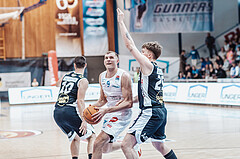 Basketball, Basketball Superliga 2023/24 , VF 4, Oberwart Gunners, Gmunden Swans, Toni Blazan (10), Edi Patekar (9), Orri Gunnarsson (29)