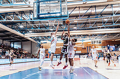 Basketball, Basketball Superliga 2023/24 , VF 4, Oberwart Gunners, Gmunden Swans, Derrek Brooks (11), Edi Patekar (9), Patrick Emilien (15), Kris Monroe (13)