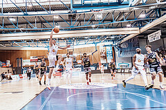 Basketball, Basketball Superliga 2023/24 , VF 4, Oberwart Gunners, Gmunden Swans, Edi Patekar (9), Daniel Koeppel (14), Trey Moses (24), Derrek Brooks (11), Jakob Lohr (12)