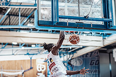 Basketball, Basketball Superliga 2023/24 , VF 4, Oberwart Gunners, Gmunden Swans, Shaquille Rombley (5)