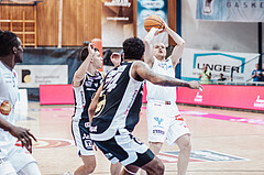 Basketball, Basketball Superliga 2023/24 , VF 4, Oberwart Gunners, Gmunden Swans, Sebastian Kaeferle (7)