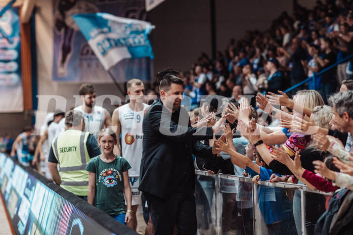 Basketball, Basketball Superliga 2023/24 , VF 4, Oberwart Gunners, Gmunden Swans, Horst Leitner (Head Coach)