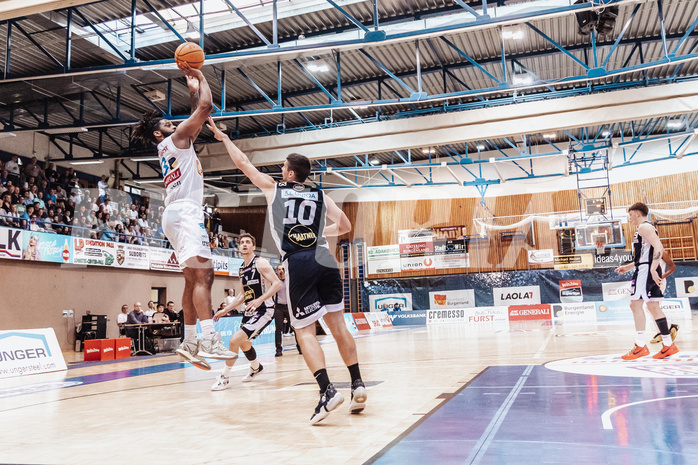 Basketball, Basketball Superliga 2023/24 , VF 4, Oberwart Gunners, Gmunden Swans, Kris Monroe (13), Toni Blazan (10)