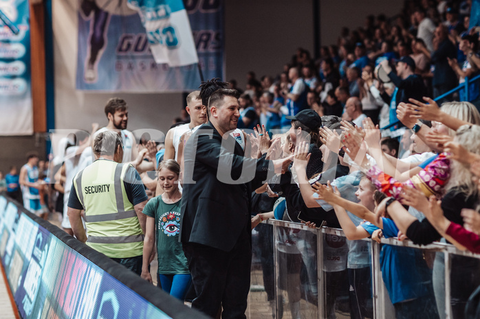 Basketball, Basketball Superliga 2023/24 , VF 4, Oberwart Gunners, Gmunden Swans, Horst Leitner (Head Coach)