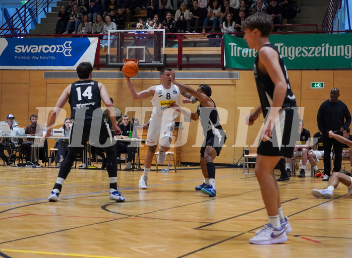 Basketball Zweite Liga 2024/25, Grunddurchgang 20.Runde Raiders Tirol vs. Raiffeisen Mattersburg Rocks


