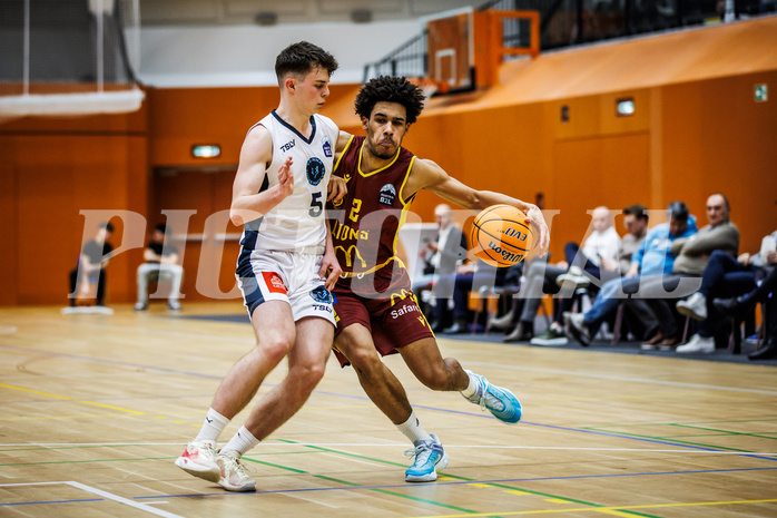 Basketball, Basketball Zweite Liga 2024/25, Grunddurchgang 20.Runde, Vienna Timberwolves, Traiskirchen Lions NexGen, Jakob Konzet (5), Obinna Ndukwe (2)