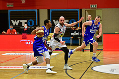 Basketball Superliga 2020/21, Grunddurchgang 13. Runde Flyers Wels vs. Oberwart, Lawrence Alexander (04), Christian Von Fintel (27), Renato Poljak (16),
