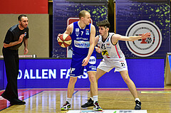 Basketball Superliga 2020/21, Grunddurchgang 13. Runde Flyers Wels vs. Oberwart, Sebastian Käferle (7), Elvir Jakupovic (21),
