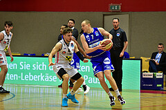 Basketball Superliga 2020/21, Grunddurchgang 13. Runde Flyers Wels vs. Oberwart, Jan Raszdevsek (4), Sebastian Käferle (7),
