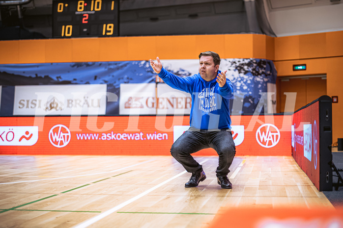 Basketball, Win2Day Basketball Damen Superliga 2022/23, Grunddurchgang 11.Runde, Vienna Timberwolves, UBSC-DBBC Graz, Edvin Brkic (Headcoach)