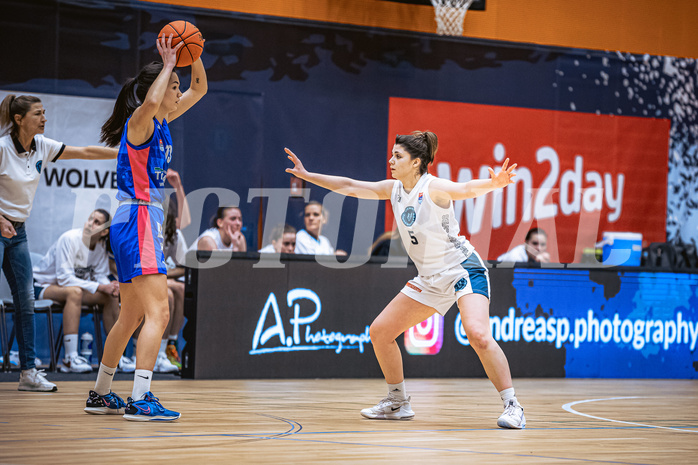 Basketball, Win2Day Basketball Damen Superliga 2022/23, Grunddurchgang 11.Runde, Vienna Timberwolves, UBSC-DBBC Graz, Eni Nizamic (13), Valentina Mraulak (5)