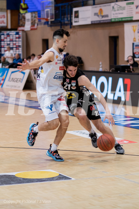 Basketball, win2day Basketball Superliga 2022/23, Grunddurchgang Runde 17, Oberwart Gunners, Flyers Wels, Derek Hanes (14), Elvir Jakupovic (21)