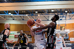 Basketball, win2day Basketball Superliga 2022/23, Grunddurchgang Runde 17, Oberwart Gunners, Flyers Wels, Renato Poljak (16), Austen Awosika (10)