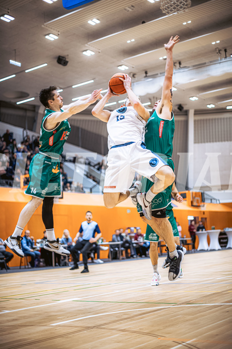 Basketball, Win2Day Superliga 2022/23, Grunddurchgang 17.Runde, Vienna Timberwolves, Kapfenberg Bulls, Tobias Schrittwieser (14), Jakob Lohr (12), Nemanja Krstic (12)