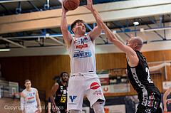 Basketball, win2day Basketball Superliga 2022/23, Grunddurchgang Runde 17, Oberwart Gunners, Flyers Wels, Brock Gardner (10), Christian von Fintel (27)
