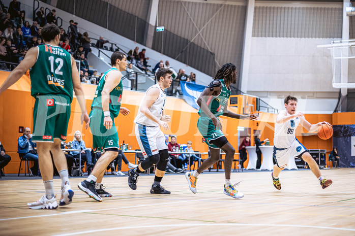 Basketball, Win2Day Superliga 2022/23, Grunddurchgang 17.Runde, Vienna Timberwolves, Kapfenberg Bulls, Jonas John (99)