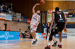 Basketball, win2day Basketball Superliga 2022/23, Grunddurchgang Runde 17, Oberwart Gunners, Flyers Wels, Derek Hanes (14)
