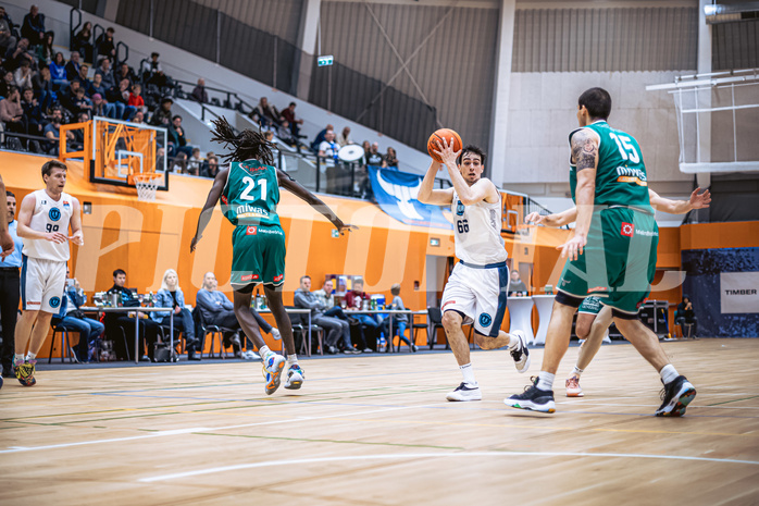 Basketball, Win2Day Superliga 2022/23, Grunddurchgang 17.Runde, Vienna Timberwolves, Kapfenberg Bulls, Paul Rotter (66)