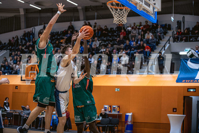 Basketball, Win2Day Superliga 2022/23, Grunddurchgang 17.Runde, Vienna Timberwolves, Kapfenberg Bulls, Jakob Lohr (12)