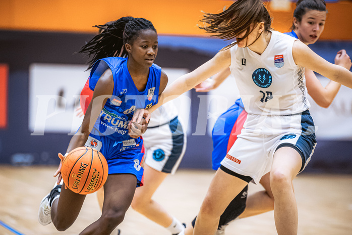 Basketball, Win2Day Basketball Damen Superliga 2022/23, Grunddurchgang 11.Runde, Vienna Timberwolves, UBSC-DBBC Graz, Dierry Sow (6)