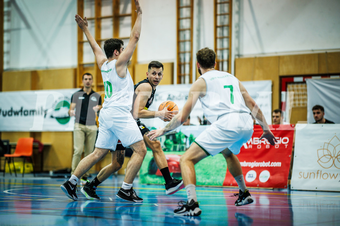 Basketball, Basketball Zweite Liga 2023/24, Grunddurchgang 4.Runde, Deutsch Wagram Alligators, Mattersburg Rocks, Daniel Schuch (10), Julian Alper (10)
