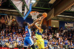 Basketball, win2day Basketball Superliga 2023/24, Finale Spiel 3, UBSC Graz, Oberwart Gunners, Zachery Deshon Cooks (3)