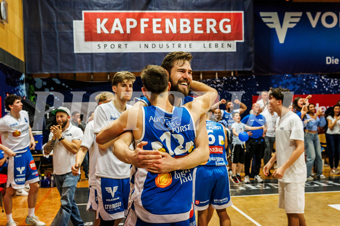 Basketball, win2day Basketball Superliga 2023/24, Finale Spiel 3, UBSC Graz, Oberwart Gunners, Celebrations