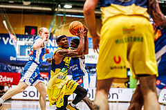 Basketball, win2day Basketball Superliga 2023/24, Finale Spiel 3, UBSC Graz, Oberwart Gunners, Jeremy Smith (4)