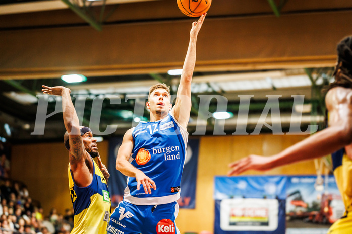 Basketball, win2day Basketball Superliga 2023/24, Finale Spiel 3, UBSC Graz, Oberwart Gunners, Jonathan Knessl (12)