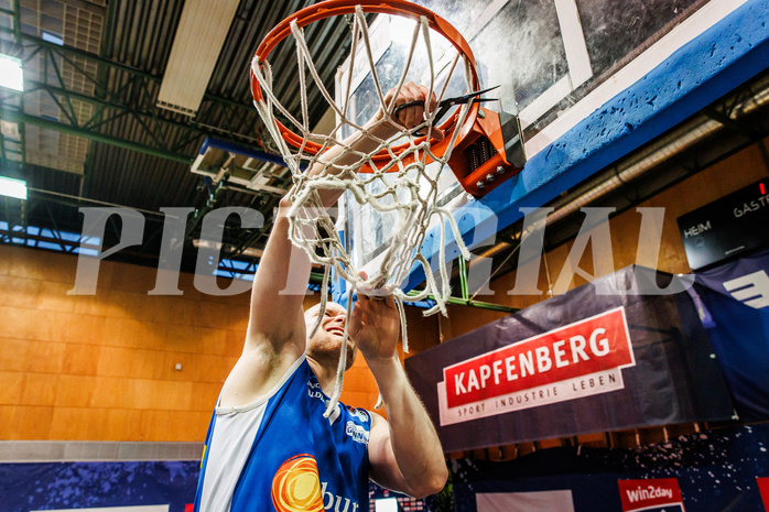 Basketball, win2day Basketball Superliga 2023/24, Finale Spiel 3, UBSC Graz, Oberwart Gunners, Celebrations