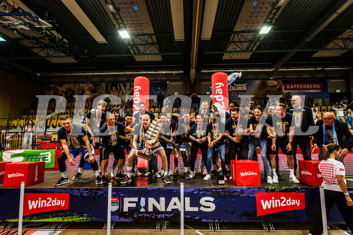 Basketball, win2day Basketball Superliga 2023/24, Finale Spiel 3, UBSC Graz, Oberwart Gunners, Meister 2023/24 Unger Steel Gunners Oberwart