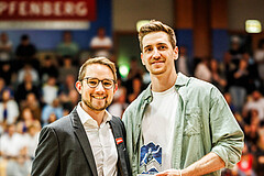 Basketball, win2day Basketball Superliga 2023/24, Finale Spiel 3, UBSC Graz, Oberwart Gunners, Defensive Player of The Year Benedikt Güttl