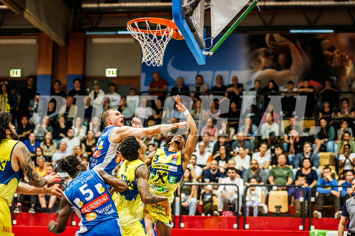 Basketball, win2day Basketball Superliga 2023/24, Finale Spiel 3, UBSC Graz, Oberwart Gunners, Zachery Deshon Cooks (3)