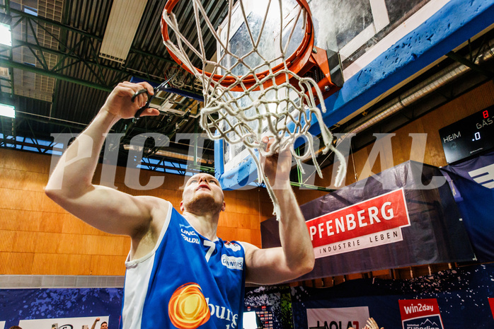 Basketball, win2day Basketball Superliga 2023/24, Finale Spiel 3, UBSC Graz, Oberwart Gunners, Celebrations