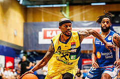 Basketball, win2day Basketball Superliga 2023/24, Finale Spiel 3, UBSC Graz, Oberwart Gunners, Jeremy Smith (4)