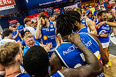 Basketball, win2day Basketball Superliga 2023/24, Finale Spiel 3, UBSC Graz, Oberwart Gunners, Celebrations