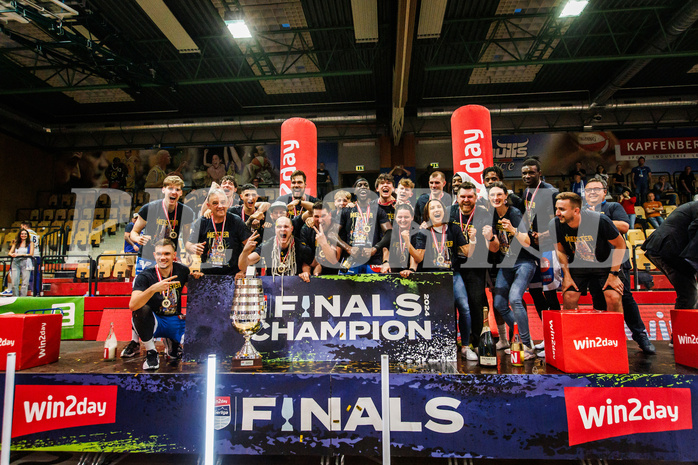 Basketball, win2day Basketball Superliga 2023/24, Finale Spiel 3, UBSC Graz, Oberwart Gunners, Meister 2023/24 Unger Steel Gunners Oberwart