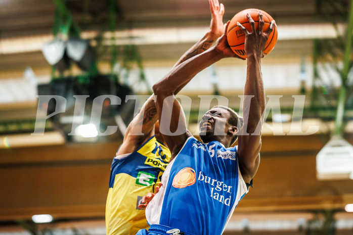 Basketball, win2day Basketball Superliga 2023/24, Finale Spiel 3, UBSC Graz, Oberwart Gunners, Shaquille Rombley (5)