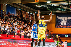 Basketball, win2day Basketball Superliga 2023/24, Finale Spiel 3, UBSC Graz, Oberwart Gunners, Munis Tutu (10)