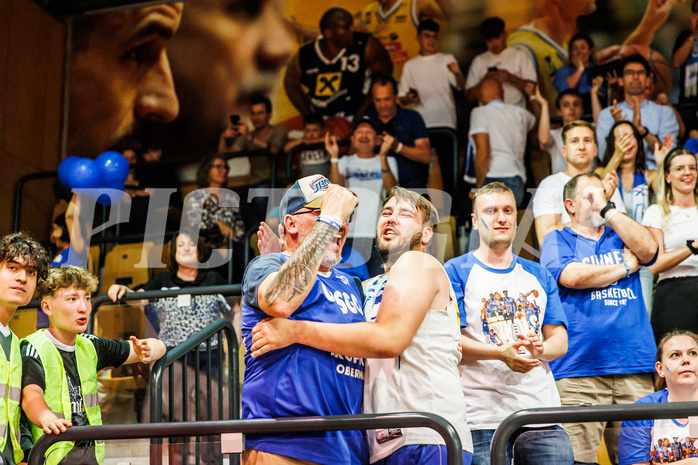 Basketball, win2day Basketball Superliga 2023/24, Finale Spiel 3, UBSC Graz, Oberwart Gunners, Celebrations