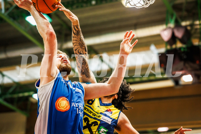 Basketball, win2day Basketball Superliga 2023/24, Finale Spiel 3, UBSC Graz, Oberwart Gunners, Daniel Köppel (14)