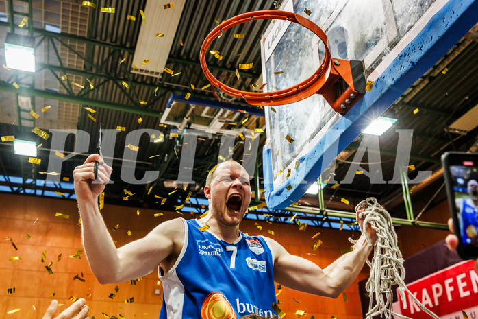 Basketball, win2day Basketball Superliga 2023/24, Finale Spiel 3, UBSC Graz, Oberwart Gunners, Celebrations