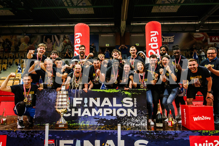 Basketball, win2day Basketball Superliga 2023/24, Finale Spiel 3, UBSC Graz, Oberwart Gunners, Meister 2023/24 Unger Steel Gunners Oberwart