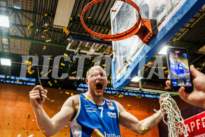 Basketball, win2day Basketball Superliga 2023/24, Finale Spiel 3, UBSC Graz, Oberwart Gunners, Celebrations